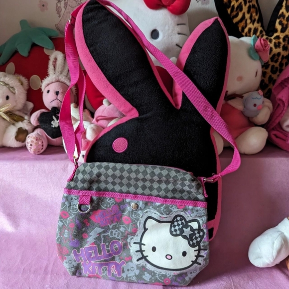 hello kitty purse/ crossbody bag gray pink/magenta purple - Picture 8 of 8